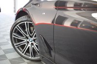 USED 2020 69 BMW 5 SERIES 3.0 530D M SPORT 4d 261 BHP M SPORT+ PACK / HARMAN KARDON