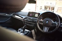USED 2020 69 BMW 5 SERIES 3.0 530D M SPORT 4d 261 BHP M SPORT+ PACK / HARMAN KARDON