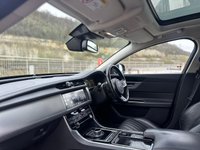 USED 2018 18 JAGUAR XF 2.0 PORTFOLIO 4d 247 BHP 