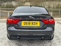 USED 2018 18 JAGUAR XF 2.0 PORTFOLIO 4d 247 BHP 