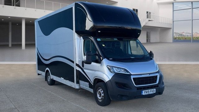 2019 19 Peugeot Boxer 2.0 BLUE HDI 335 130PS LOW LOADER LUTON - TAIL LIFT