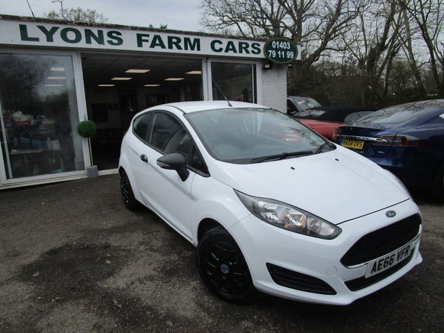 2016 66 Ford Fiesta 1.2 STUDIO 3d 59 BHP