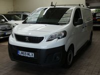 USED 2019 69 PEUGEOT EXPERT 1.6 BLUEHDI 100 PROFESSIONAL L1 102 BHP 3 SEAT SAT NAV PARKING SENSORS GENUINE LOW MILES 1 OWNER SERVICE HISTORY