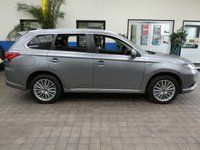 USED 2019 19 MITSUBISHI OUTLANDER 2.4 PHEV JURO 5d 207 BHP 4WD SAT NAV LEATHER HEATED SEATS REAR VIEW CAMERA 1 OWNER 6 MONTHS GOLD WARRANTY VAT Q