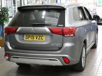 USED 2019 19 MITSUBISHI OUTLANDER 2.4 PHEV JURO 5d 207 BHP 4WD SAT NAV LEATHER HEATED SEATS REAR VIEW CAMERA 1 OWNER 6 MONTHS GOLD WARRANTY VAT Q