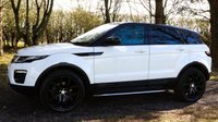 USED 2015 65 LAND ROVER RANGE ROVER EVOQUE 2.0 TD4 (180) SE Tech 5dr (Panoramic Sunroof / Black Stealth Pack / Satellite Navigation) !! NATIONWIDE DELIVERY AVAILABLE !!