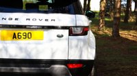 USED 2015 65 LAND ROVER RANGE ROVER EVOQUE 2.0 TD4 (180) SE Tech 5dr (Panoramic Sunroof / Black Stealth Pack / Satellite Navigation) !! NATIONWIDE DELIVERY AVAILABLE !!