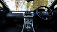 USED 2015 65 LAND ROVER RANGE ROVER EVOQUE 2.0 TD4 (180) SE Tech 5dr (Panoramic Sunroof / Black Stealth Pack / Satellite Navigation) !! NATIONWIDE DELIVERY AVAILABLE !!