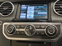 USED 2015 15 LAND ROVER DISCOVERY 3.0 SDV6 HSE LUXURY 5d 255 BHP Striking 3.0 SDV6 HSE LUXURY, Santorini Black, Spectacular Ivory Leather, Rear Seat Entertainment , 57401 Miles , Complete Land Rover Suppyling Dealer Service Record