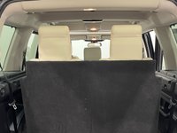 USED 2015 15 LAND ROVER DISCOVERY 3.0 SDV6 HSE LUXURY 5d 255 BHP Striking 3.0 SDV6 HSE LUXURY, Santorini Black, Spectacular Ivory Leather, Rear Seat Entertainment , 57401 Miles , Complete Land Rover Suppyling Dealer Service Record