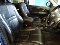 USED 2014 64 TOYOTA HI-LUX 3.0 INVINCIBLE 4X4 D-4D DCB 169 BHP CAMBELT DONE