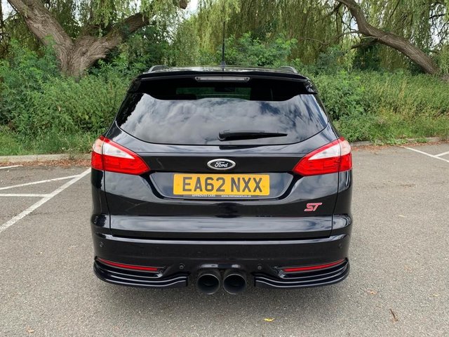 View our FORD FOCUS