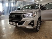 USED 2020 20 TOYOTA HI-LUX 2.4 INVINCIBLE X 4WD D-4D DCB 147 BHP TOW BAR & ROLLER SHUTTER FITTED 4 WHEEL DRIVE WORK HORSE