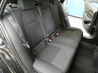 USED 2020 20 TOYOTA COROLLA 1.8 ICON TECH 5d 121 BHP SAT NAV REAR VIEW CAMERA VAT Q TOYOTA WARRANTY TILL MARCH 2030