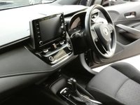 USED 2020 20 TOYOTA COROLLA 1.8 ICON TECH 5d 121 BHP SAT NAV REAR VIEW CAMERA VAT Q TOYOTA WARRANTY TILL MARCH 2030
