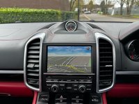 USED 2014 14 PORSCHE CAYENNE 3.0 PLATINUM EDITION D V6 TIPTRONIC 5d 245 BHP 
