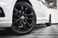 USED 2016 16 VOLKSWAGEN GOLF HATCHBACK 1.4 R-LINE TSI 5d 148 BHP ORYX WHITE / FRESHLY SERVICED