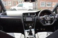 USED 2016 16 VOLKSWAGEN GOLF HATCHBACK 1.4 R-LINE TSI 5d 148 BHP ORYX WHITE / FRESHLY SERVICED