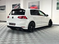 USED 2016 16 VOLKSWAGEN GOLF HATCHBACK 1.4 R-LINE TSI 5d 148 BHP ORYX WHITE / FRESHLY SERVICED