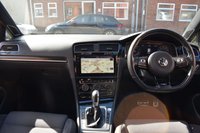 USED 2017 17 VOLKSWAGEN GOLF 2.0 R TSI DSG 5d 306 BHP PAN ROOF / PRO NAV / DYNAUDIO