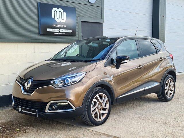 View our RENAULT CAPTUR