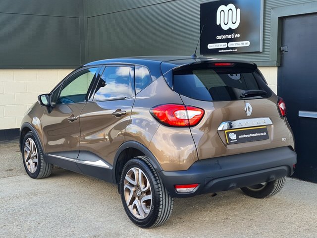 View our RENAULT CAPTUR