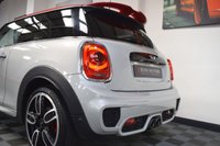 USED 2017 T MINI HATCH JOHN COOPER WORKS 2.0 JOHN COOPER WORKS 3d 228 BHP TECH & MEDIA PACKS / FULL HIST