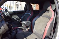 USED 2017 T MINI HATCH JOHN COOPER WORKS 2.0 JOHN COOPER WORKS 3d 228 BHP TECH & MEDIA PACKS / FULL HIST