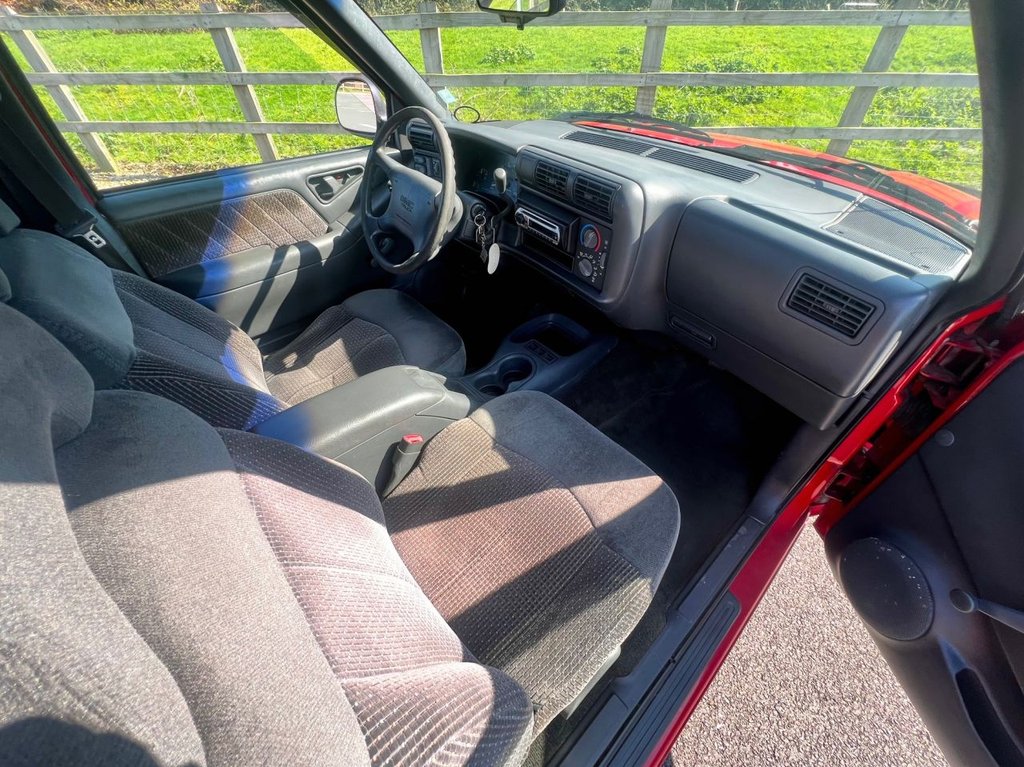 USED 1997 P GMC SONOMA Chevy S10 // Stepside Pick Up // 4300cc // px swap 