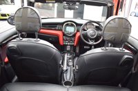 USED 2018 61 MINI CONVERTIBLE 2.0 COOPER S 2d 190 BHP HUGE SPEC / CHILI PK / LEATHER