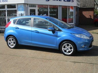 2012 FORD FIESTA