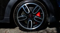 USED 2016 66 MINI HATCH JOHN COOPER WORKS 2.0 John Cooper Works (231) 3dr Auto [Chili/Media XL] Euro 6 (Panoramic Sunroof / Widescreen Navigation / Heads Up Display / Harman Kardon Sound) !! NATIONWIDE DELIVERY AVAILABLE !!