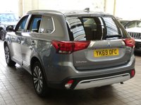 USED 2019 69 MITSUBISHI OUTLANDER 2.0 EXCEED 5d 148 BHP 7 SEATS SAT NAV LEATHER HEATED SEATS GENUINE LOW MILES  1 OWNER MITSUBISHI WARRANTY TILL NOV 2024