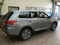 USED 2019 69 MITSUBISHI OUTLANDER 2.0 EXCEED 5d 148 BHP 7 SEATS SAT NAV LEATHER HEATED SEATS GENUINE LOW MILES  1 OWNER MITSUBISHI WARRANTY TILL NOV 2024