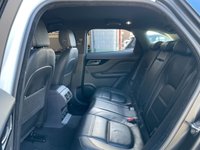 USED 2017 17 JAGUAR F-PACE 2.0 PRESTIGE AWD 5d 178 BHP 