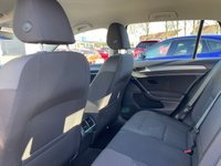 USED 2017 67 VOLKSWAGEN GOLF 1.6 SE NAVIGATION TDI BLUEMOTION TECHNOLOGY 5d 114 BHP 2 OWNERS FROM NEW+GREAT SPECIFICATION+SATELLITE NAVIGATION+BLUETOOTH+FANTASTIC MPG+ALL ROUND LOW RUNNING COSTS+1 FULL YEARS MOT PRIOR TO COLLECTION+FINANCE AND EXTENDED WARRANTY AVAILABLE ON THIS USED VEHICLE!!