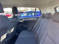 USED 2017 67 VOLKSWAGEN GOLF 1.6 SE NAVIGATION TDI BLUEMOTION TECHNOLOGY 5d 114 BHP 2 OWNERS FROM NEW+GREAT SPECIFICATION+SATELLITE NAVIGATION+BLUETOOTH+FANTASTIC MPG+ALL ROUND LOW RUNNING COSTS+1 FULL YEARS MOT PRIOR TO COLLECTION+FINANCE AND EXTENDED WARRANTY AVAILABLE ON THIS USED VEHICLE!!