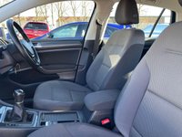 USED 2017 67 VOLKSWAGEN GOLF 1.6 SE NAVIGATION TDI BLUEMOTION TECHNOLOGY 5d 114 BHP 2 OWNERS FROM NEW+GREAT SPECIFICATION+SATELLITE NAVIGATION+BLUETOOTH+FANTASTIC MPG+ALL ROUND LOW RUNNING COSTS+1 FULL YEARS MOT PRIOR TO COLLECTION+FINANCE AND EXTENDED WARRANTY AVAILABLE ON THIS USED VEHICLE!!