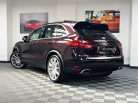 USED 2012 12 PORSCHE CAYENNE 3.0 D V6 TIPTRONIC 5d AUTO 245 BHP AMATHYST PURPLE / PAN ROOF