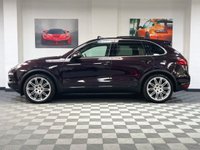 USED 2012 12 PORSCHE CAYENNE 3.0 D V6 TIPTRONIC 5d AUTO 245 BHP AMATHYST PURPLE / PAN ROOF
