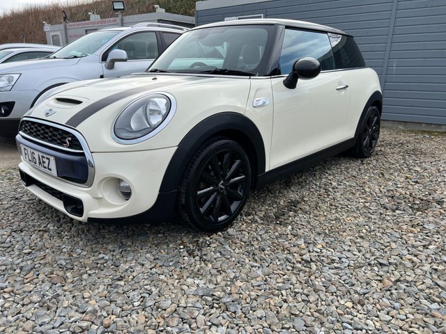 2016 16 MINI Hatch Cooper 2.0 COOPER SD 3d 168 BHP