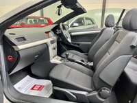 USED 2007 57 VAUXHALL ASTRA 1.8 TWIN TOP SPORT 3d 140 BHP F+R P.Sesnors, AUX, Air Con