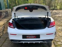 USED 2017 17 MERCEDES-BENZ C-CLASS 2.1 C 250 D AMG LINE PREMIUM PLUS 2d 201 BHP STUNNING HIGH SPEC 2017 MERCEDES C250 AMG-LINE PREMIUM PLUS CONVERTIBLE COUPE - AUTOMATIC PADDLE-SHIFT GEARBOX - FULL HEATED/COOLED CRANBERRY LEATHER - GLOSS BLACK UPGRADE ALLOYS - SATELLITE NAVIGATION - SERVICE HISTORY