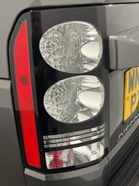 USED 2014 64 LAND ROVER DISCOVERY 3.0 SDV6 SE TECH 5d 255 BHP 