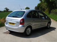 USED 2010 59 CITROEN XSARA PICASSO 1.6 DESIRE 16V 5d 108 BHP www.suffolkcarcentre.co.uk - Located at Ilketshall