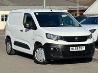 USED 2019 69 PEUGEOT PARTNER 1.5 BLUEHDI PROFESSIONAL L1 101 BHP *** Lovely Condition Inside And Out *** Van Off The Year 2019 *** 8" Touch Screen Infotainment system *** Air Conditioning *** Bluetooth *** Cruise Control *** Electric Windows/Mirrors ***