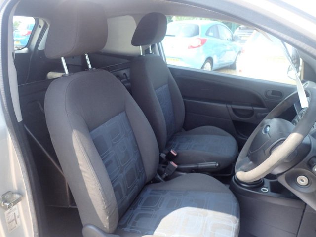 2008 FORD FIESTA 1.4 TDCI VAN 0d 68 BHP - Photo 6