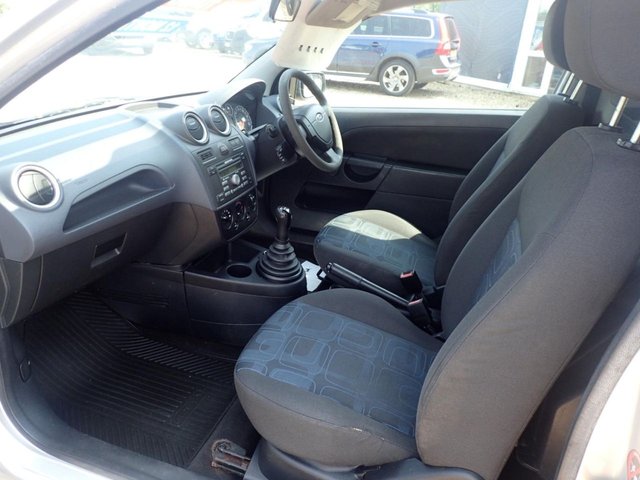 2008 FORD FIESTA 1.4 TDCI VAN 0d 68 BHP - Photo 10