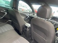 USED 2015 65 VAUXHALL INSIGNIA 1.6 SRI NAV VX-LINE CDTI S/S 5d 134 BHP ONLY 2 FORMER KEEPERS FROM NEW+LOW MILEAGE+FULL SERVICE HISTORY+SATELLITE NAVIGATION+BLUETOOTH+19 INCH ALLOY WHEELS+PRIVACY GLASS+CLIMATE CONTROL+READY TO DRIVE AWAY TODAY+FINANCE AND EXTENDED WARRANTY AVAILABLE ON THIS USED VEHICLE!!!!!!!!