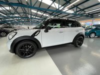 USED 2013 63 MINI COUNTRYMAN 1.6 COOPER D 5d 112 BHP 